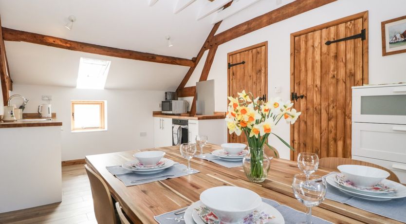 Photo of Lower Venn Granary Apartment 2