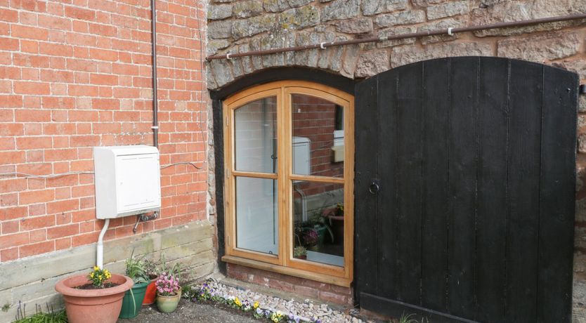 Photo of Lower Venn Granary Apartment 1