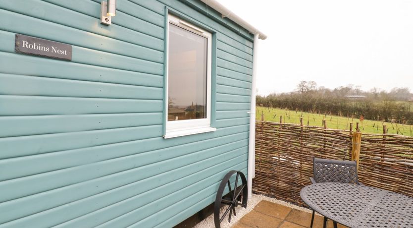 Photo of Robins Nest