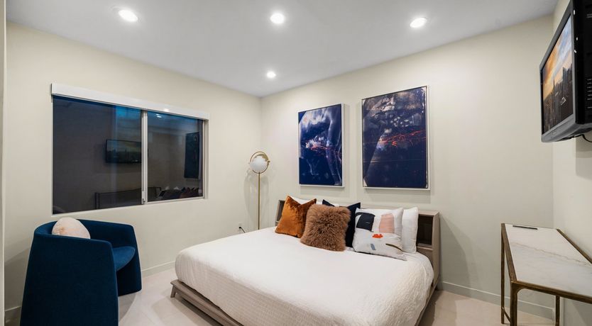 Photo of Serenity by The Hills