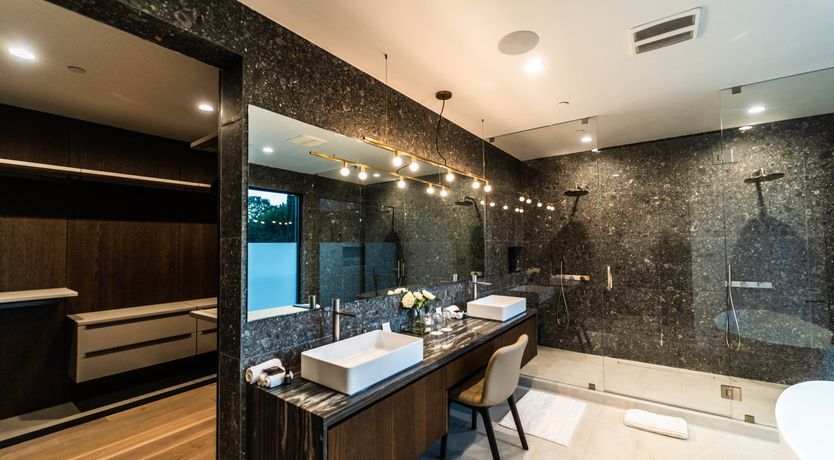 Photo of Down to the Red Oak Tree