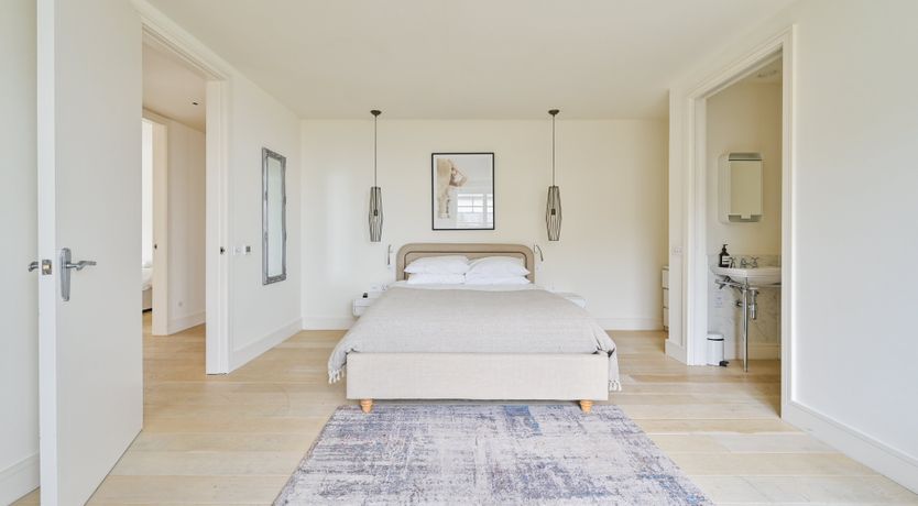 Photo of Calm & Free