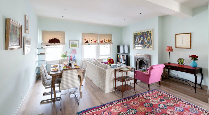 Photo of Master Curator