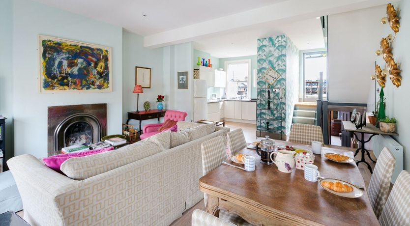 Photo of Master Curator