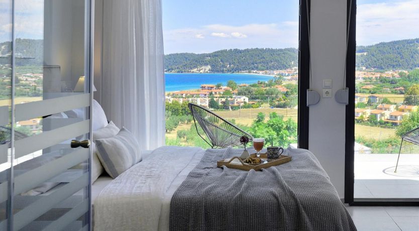 Photo of Enceladus Moon