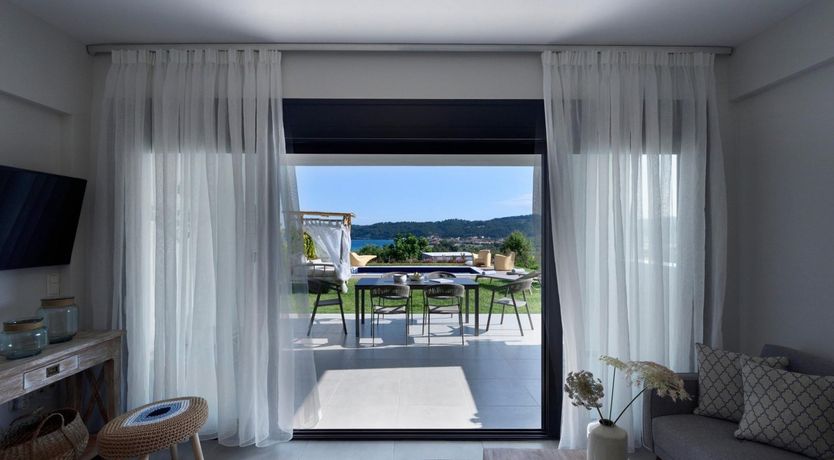 Photo of Enceladus Moon