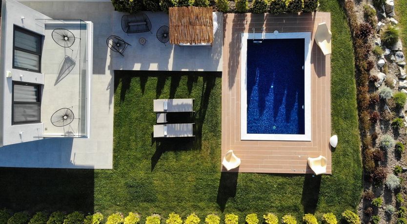 Photo of Enceladus Moon