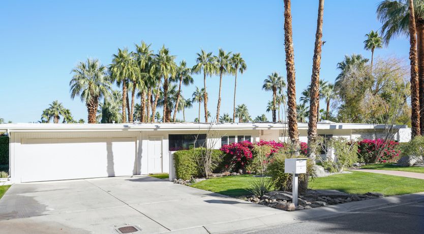 Photo of Desert Seclusion