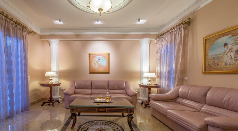 Photo of Olive Grove Hill