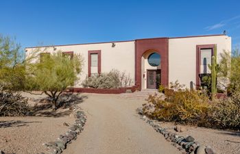 Sonoran Circle Holiday Home