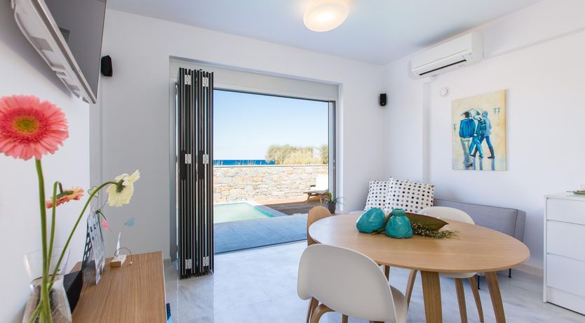 Photo of Into The Sleek