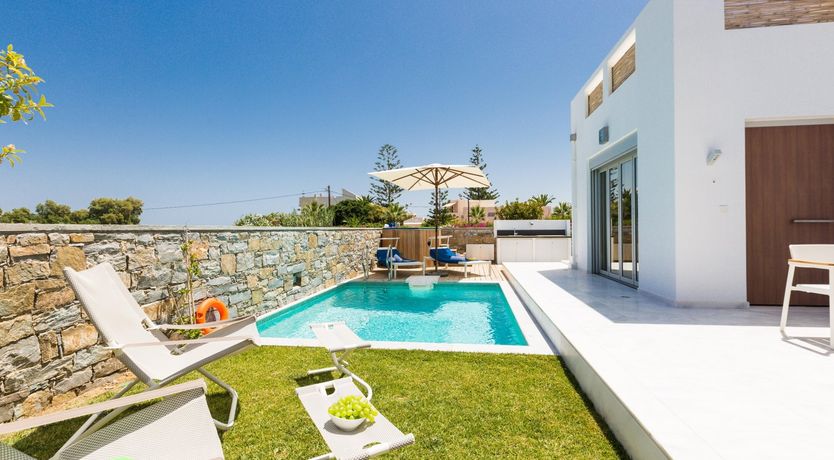 Photo of Into The Sleek