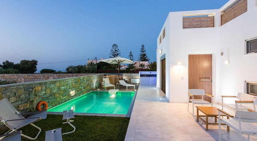 Photo of Into The Sleek