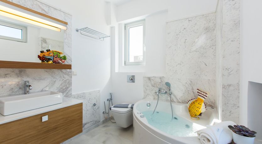 Photo of Into The Sleek