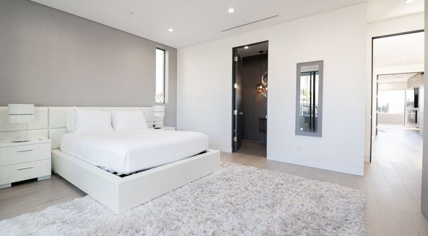 Photo of Iron Lion Zion