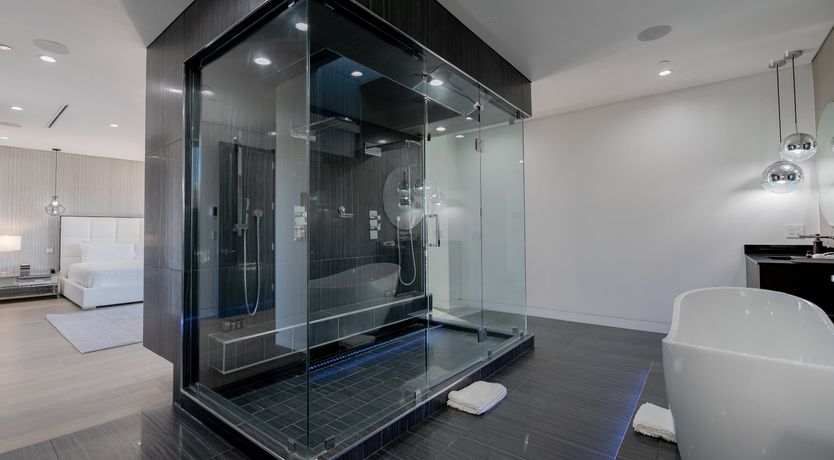 Photo of Iron Lion Zion