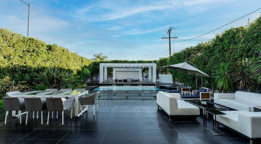 Photo of Iron Lion Zion