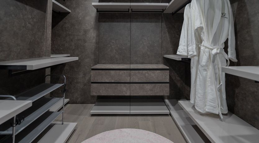 Photo of Iron Lion Zion