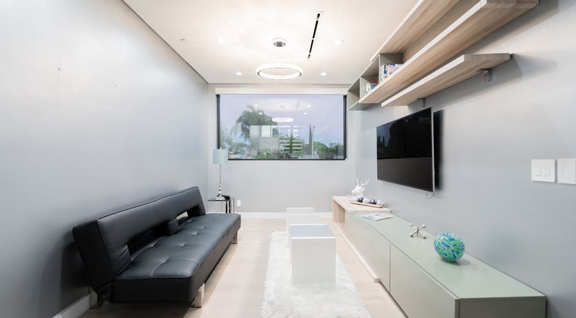 Photo of Iron Lion Zion