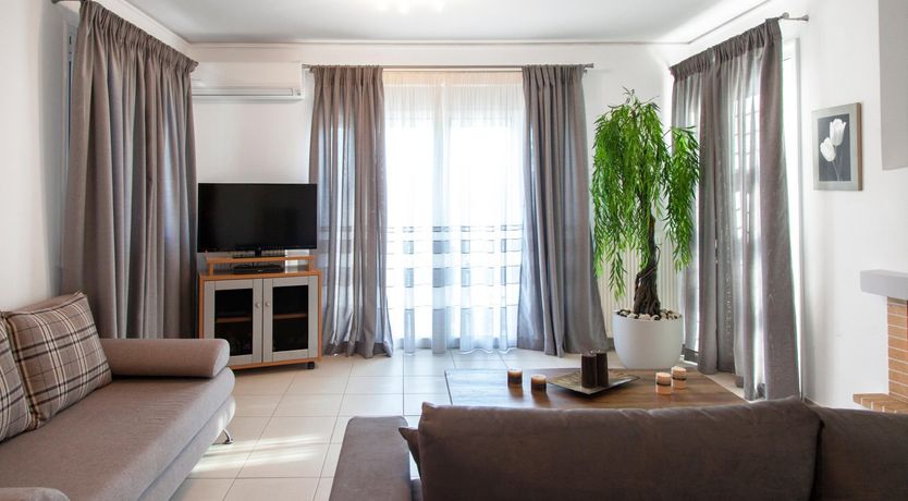 Photo of Olive Cliff