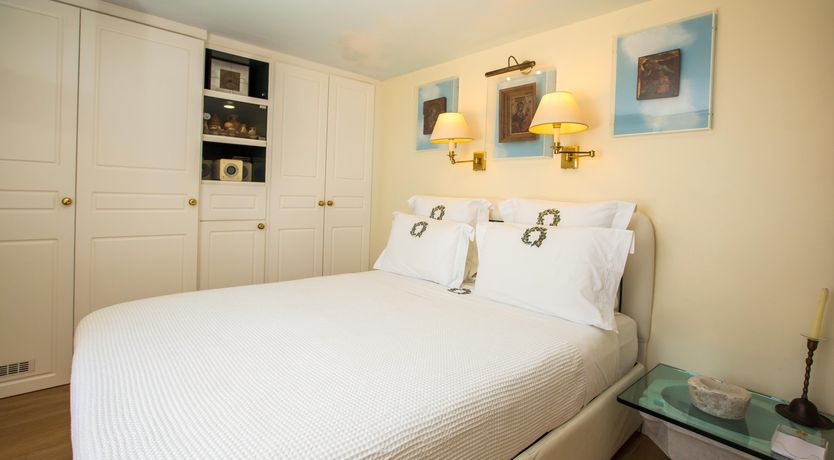 Photo of Santorini Seashells