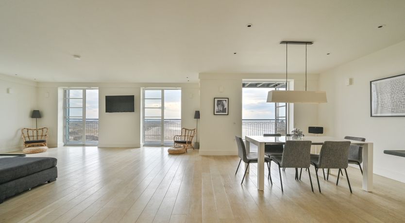 Photo of Sandy Views