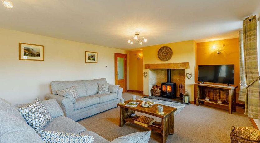 Photo of 4 Bed in Mawbray