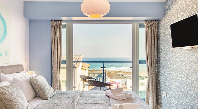 Photo of 2 Bed in Newquay