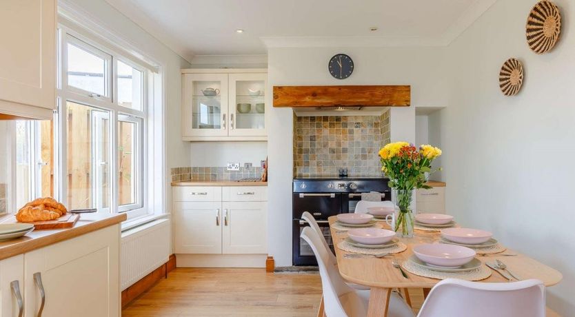 Photo of 3 Bed in Bude