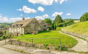 Photo of in Ashford-in-the-Water (87471)