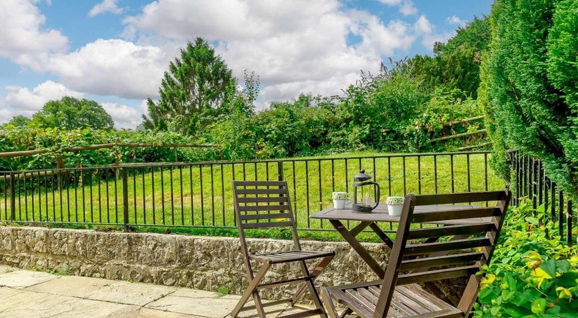 Photo of 1 Bed in Ashford-in-the-Water