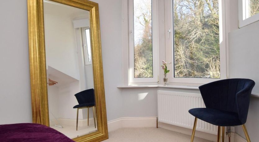 Photo of 2 Bed in Helensburgh