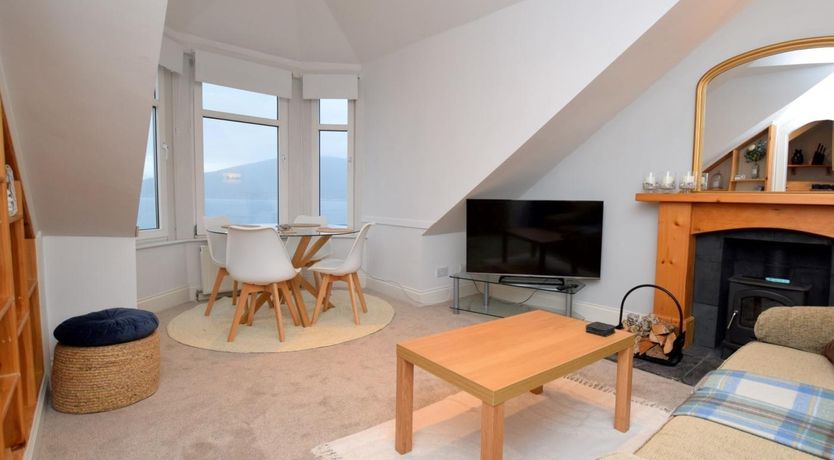 Photo of 2 Bed in Helensburgh