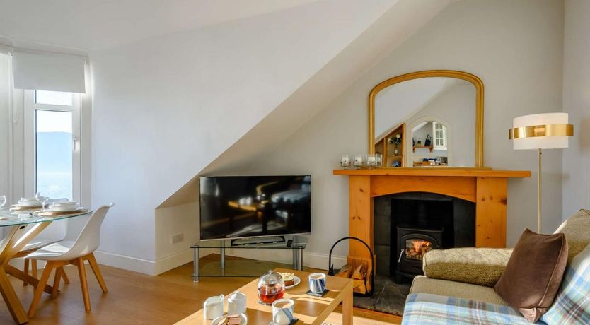 Photo of in Cove (87473)