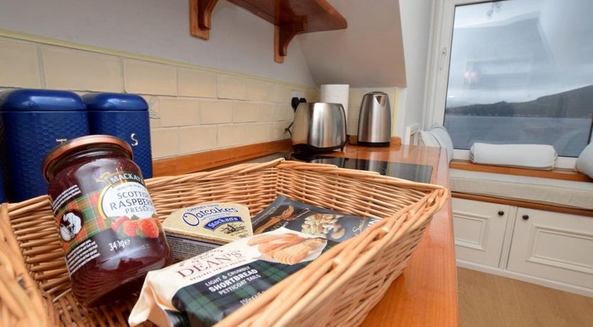 Photo of 2 Bed in Cove