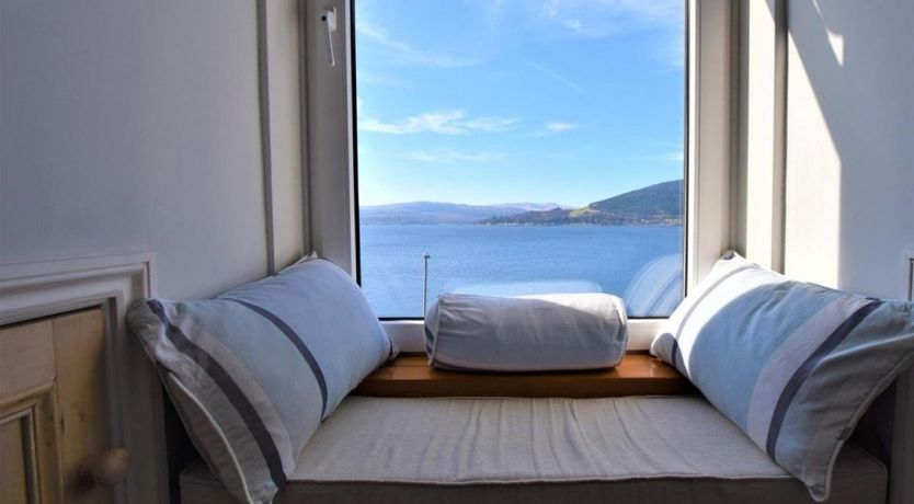 Photo of 2 Bed in Cove