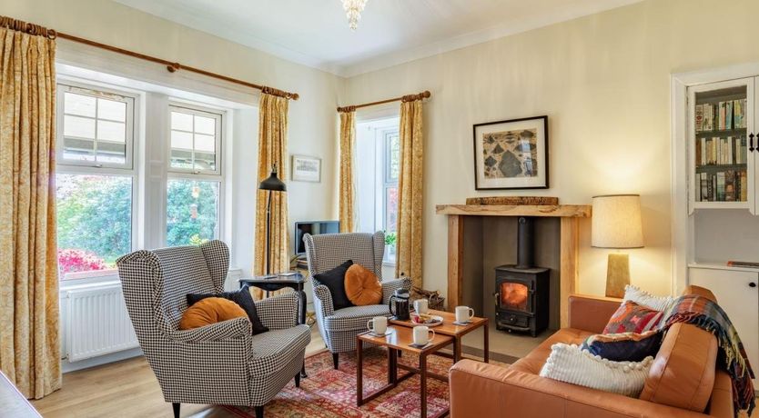 Photo of 2 Bed in Logie