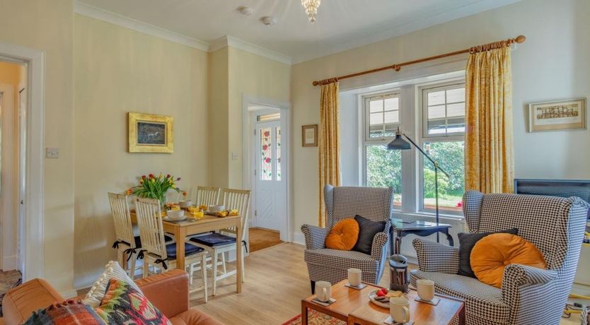 Photo of 2 Bed in Logie