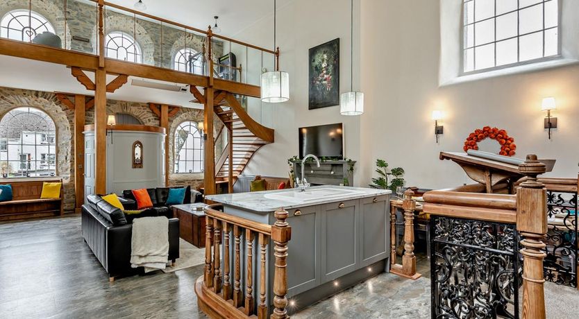 Photo of 3 Bed in Bickington