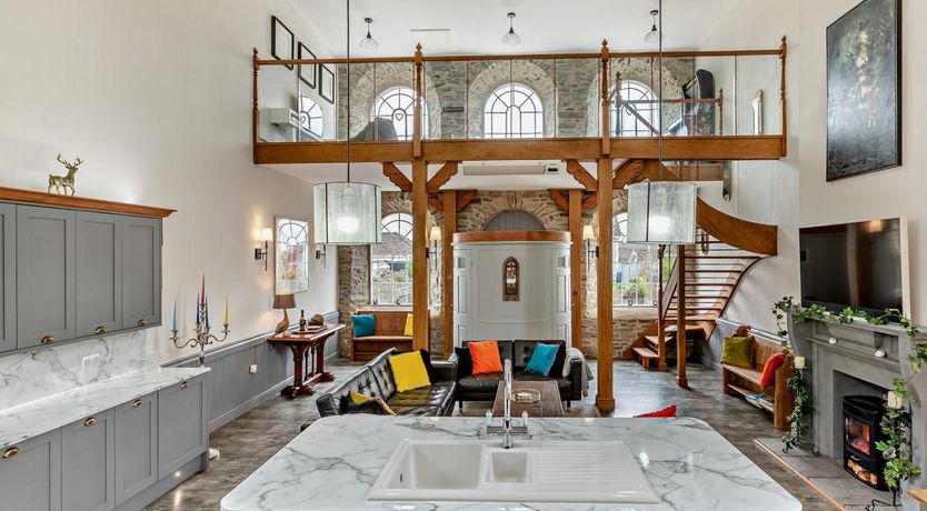 Photo of 3 Bed in Bickington