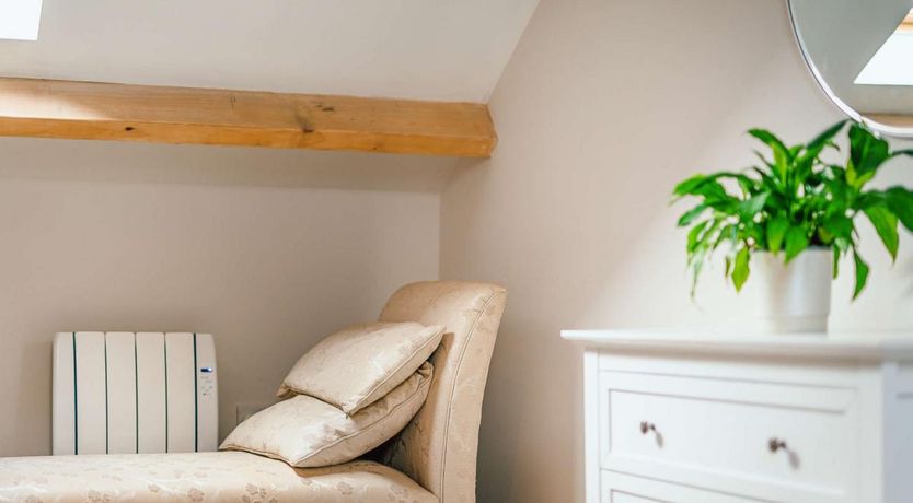 Photo of 1 Bed in Llanilar