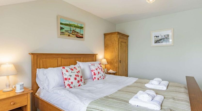 Photo of 2 Bed in Westward Ho