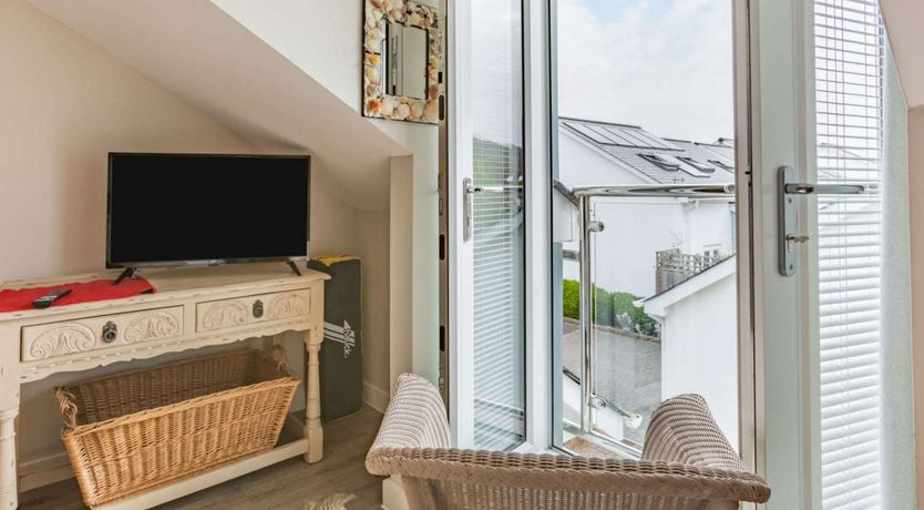 Photo of 2 Bed in Westward Ho