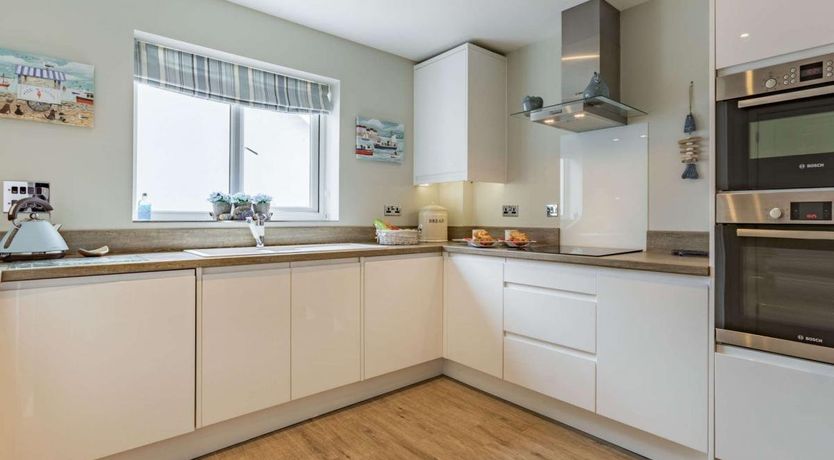 Photo of 2 Bed in Westward Ho