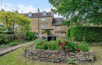 2 Bed in Moreton-in-marsh Holiday Cottage
