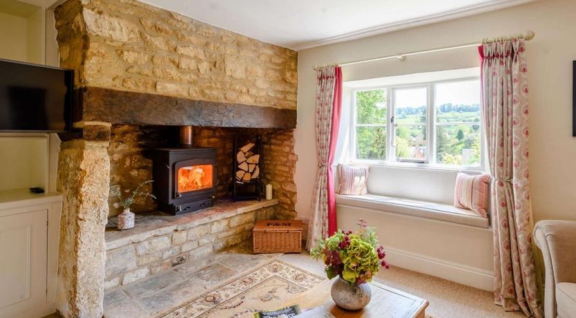 Photo of 2 Bed in Blockley