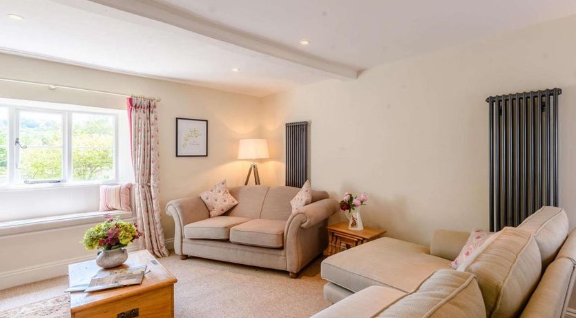 Photo of 2 Bed in Blockley