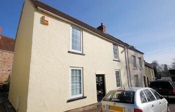 in Wells (VESPE) Holiday Cottage