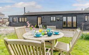 Photo of 2 Bed in Usk-