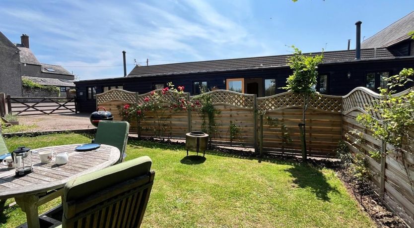 Photo of 2 Bed in Usk-